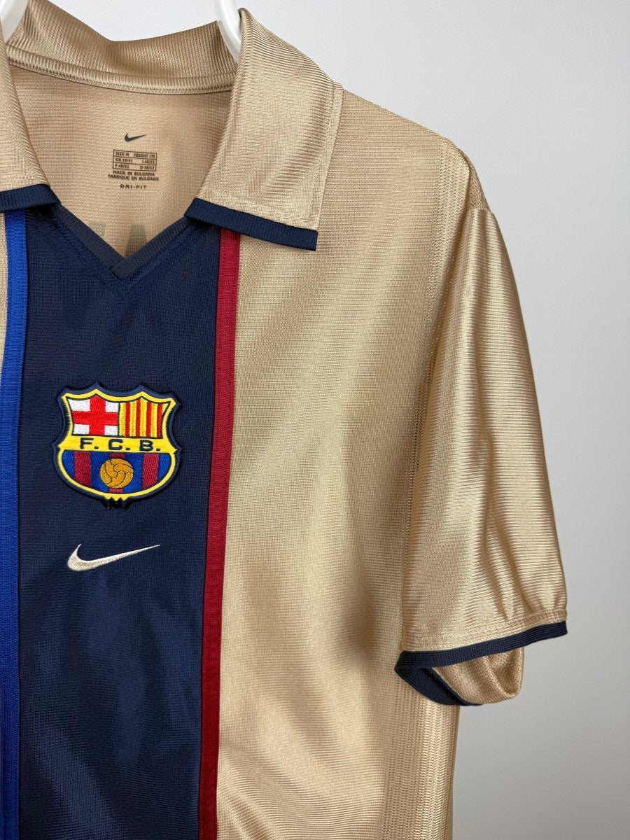 Xavi Hernandez - FC Barcelona 2001/02 away shirt 🇪🇸