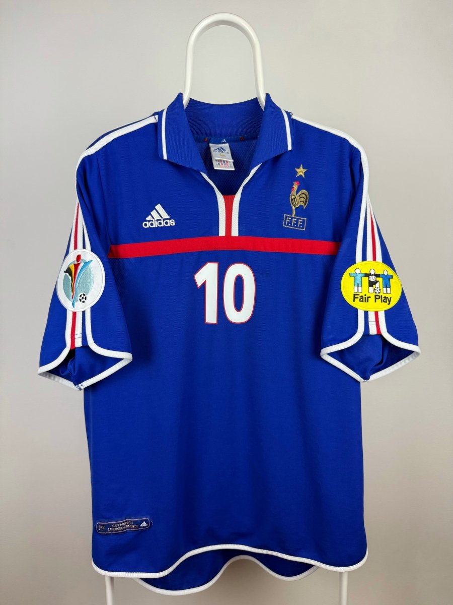 Zinedine Zidane - France 2000 home shirt 🇫🇷