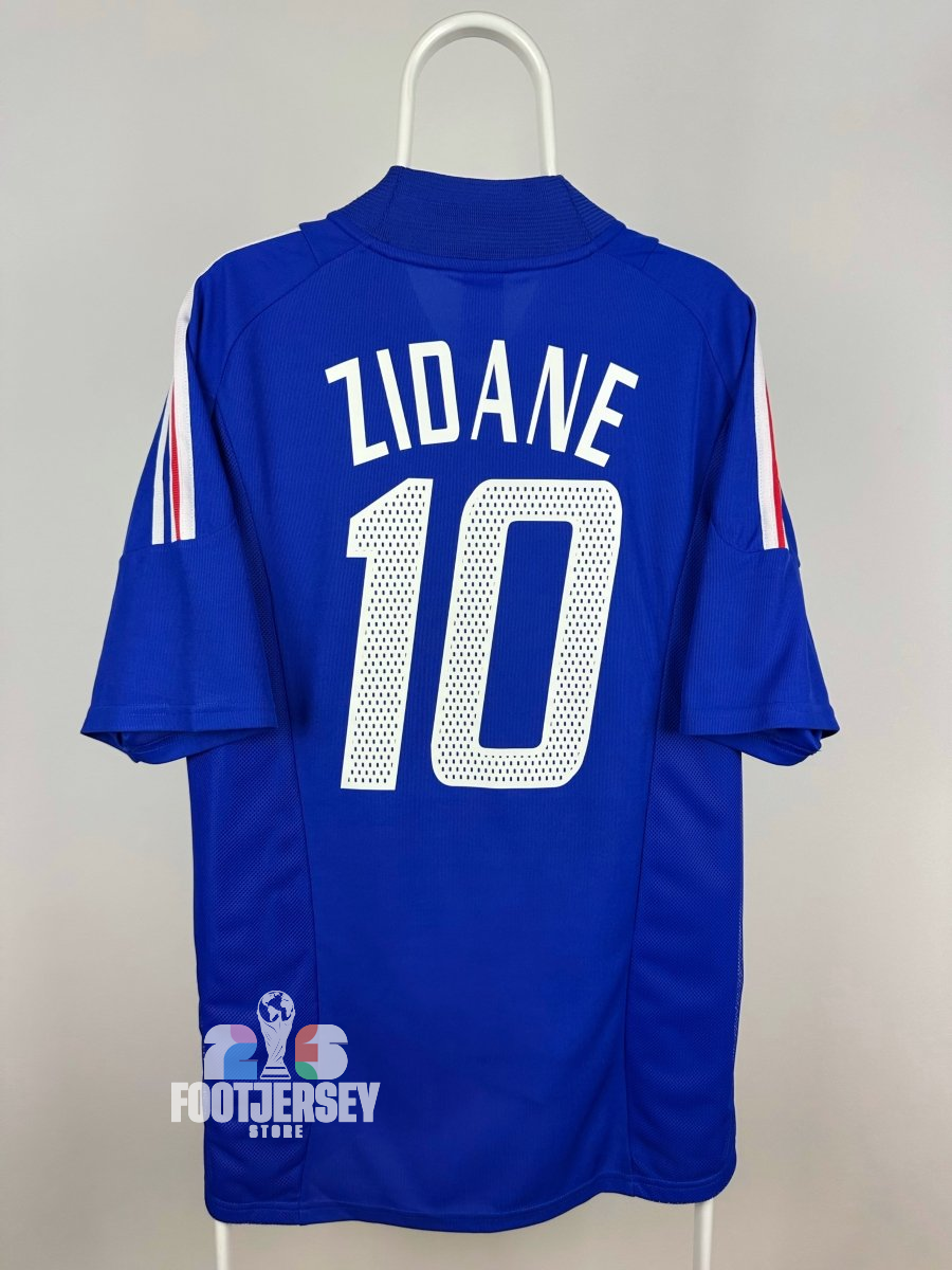 Zinedine Zidane - France 2002 home shirt 🇫🇷