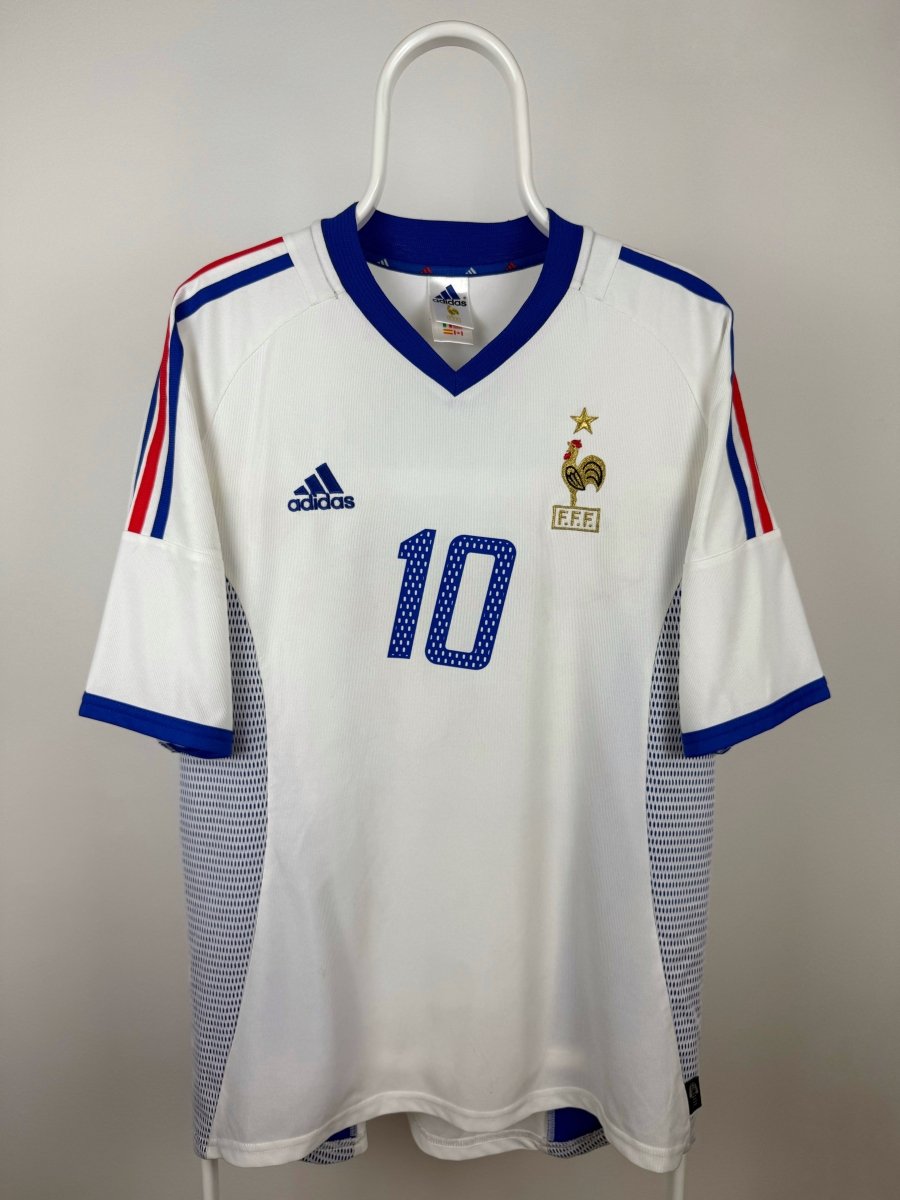 Zinedine Zidane - France 2002 away shirt 🇫🇷