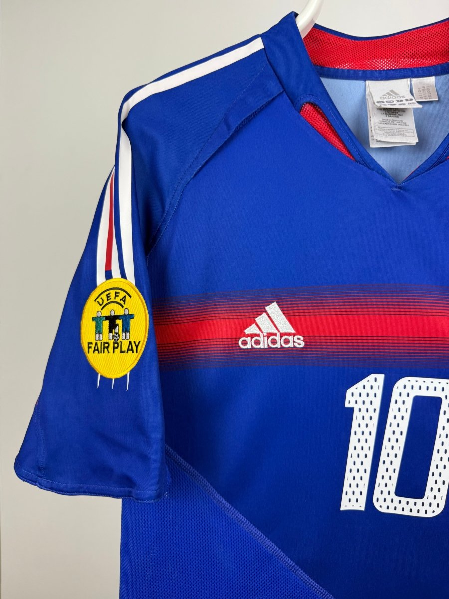 Zinedine Zidane - France 2004 home shirt 🇫🇷