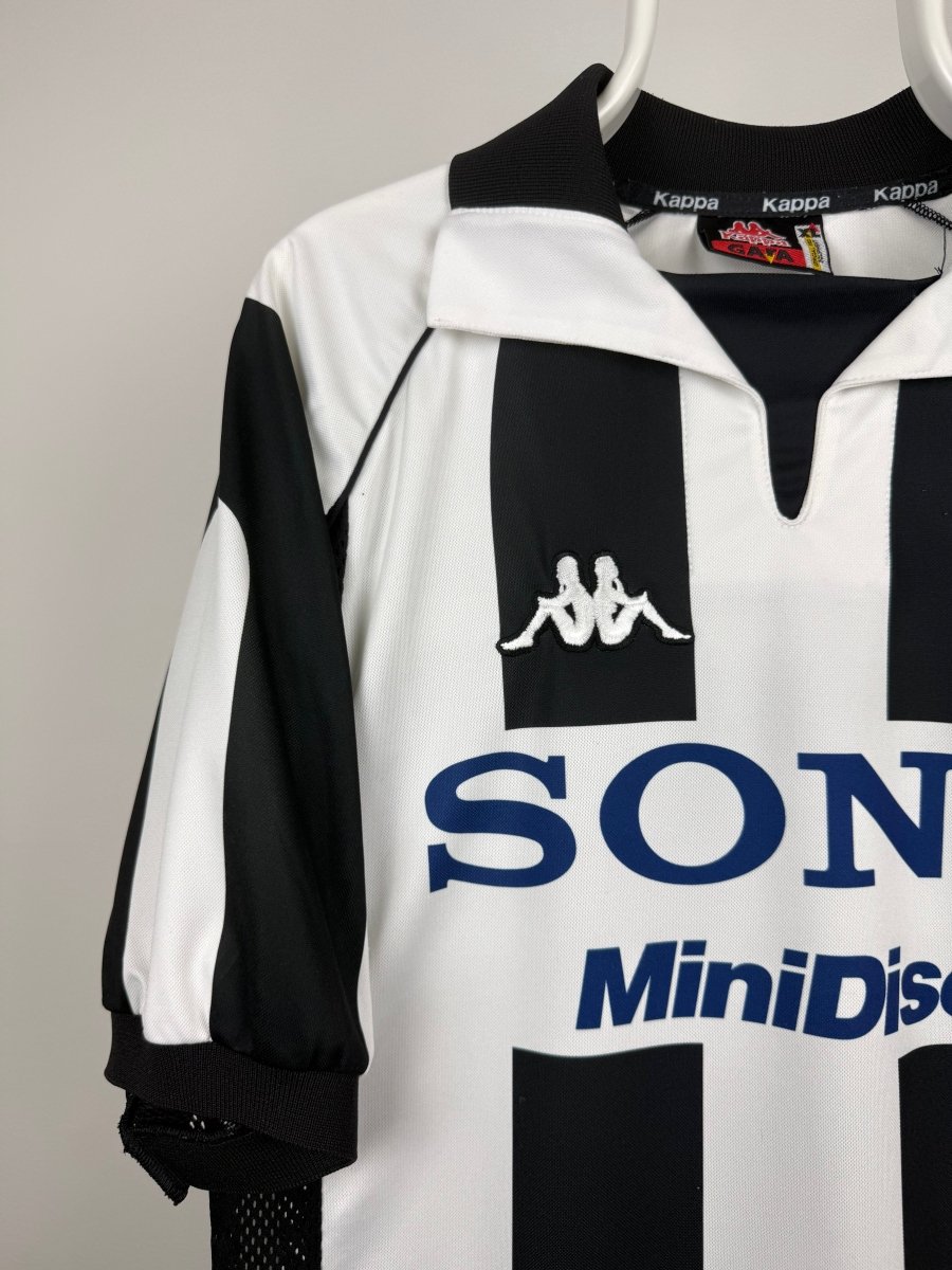 Zinedine Zidane - Juventus 1997/98 home shirt 🇫🇷