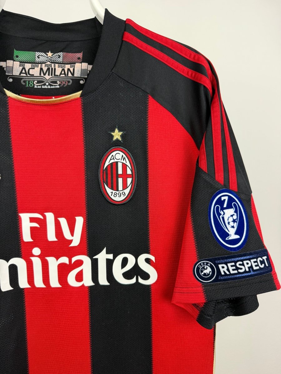 Zlatan Ibrahimovic - AC Milan 2010/11 home shirt 🇸🇪